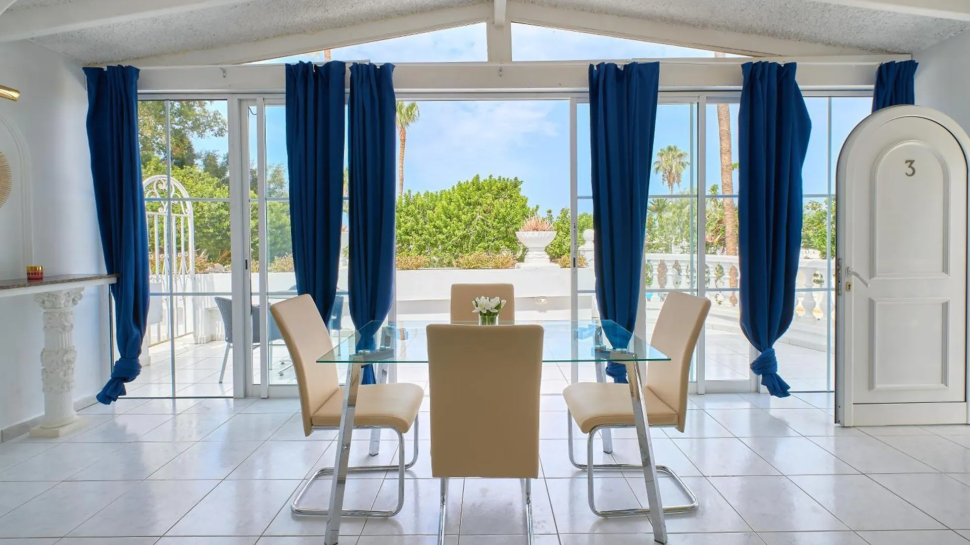 Beexclusive Apartamentos Costa Adeje  0*, Costa Adeje (Tenerife) Spain